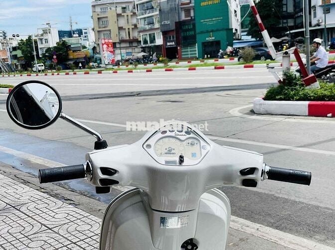 Vespa LX 150 3Vie 2013 hàng hiếm