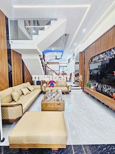 Nhà Phố Đả hoàn công Phú Hồng Khang