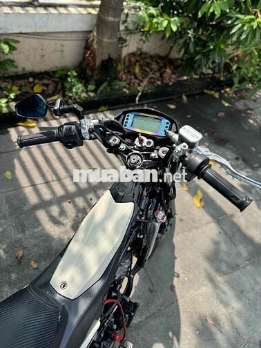 Satria F150 đời 2020 trắng đỏ đen