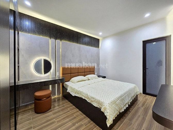 Chính Chủ Bán Biệt Thự 3 Tầng, 140m², Thạch Bàn, Long Biên, Hơn 25 Tỷ