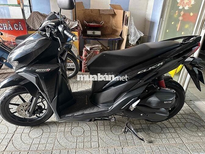 Cần ra đi e vario 150 sx 2021 màu đen bóng