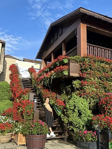 BÁN NHÀ ĐEP 5 TẦNG ĐƯỜNG HUỲNH VĂN BÁNH QUẬN PHÚ NHUẬN 