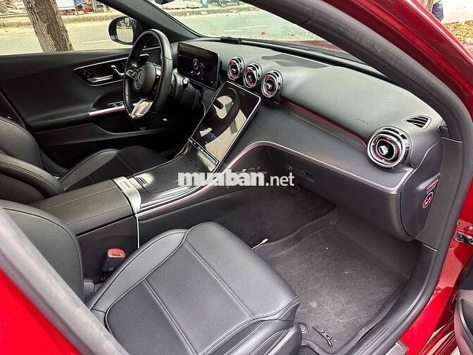 🔺𝐌𝐄𝐑𝐂𝐄𝐃𝐄𝐒-𝐁𝐄𝐍𝐙 C200 AVANTGARDE SẢN XUẤT 2021 LƯỚT