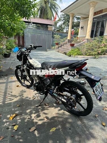 Satria F150 đời 2020 trắng đỏ đen