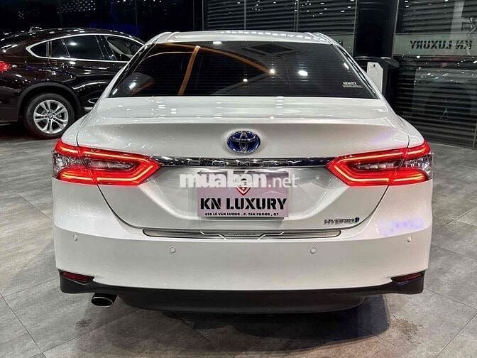 Toyota Camry 2022 2.5HV - 28000 km