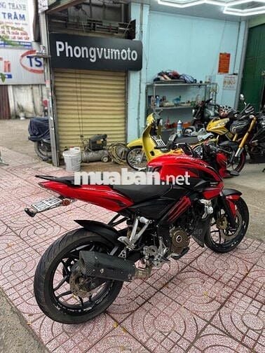Kawasaki Bajaj Ns200 máy zin biển số thành phố