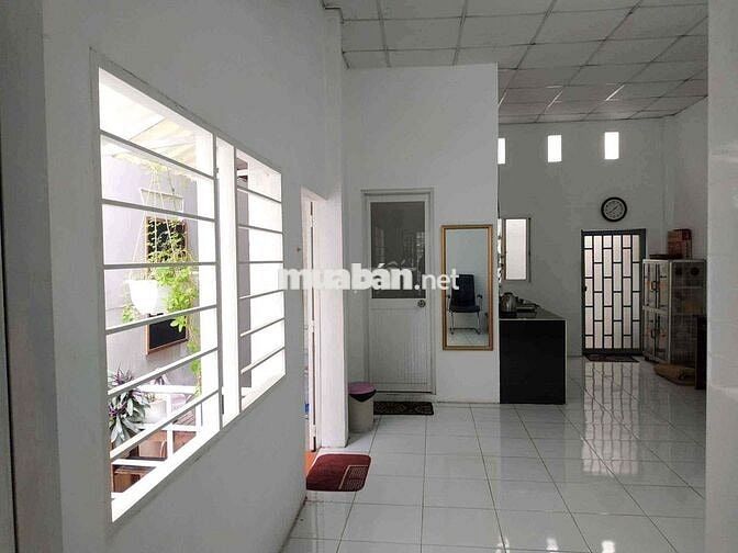 Nhà 2MT đường Tái Thiết và Vành Đai 1 (40m), tiện xây Building