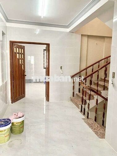 Cho thuê nhà mới tinh 5x20. 3,5 tấm đường nội bộ