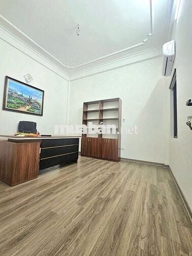 Bán nhà Khương Trung 38m², lô góc thoáng sáng, cách ô tô đỗ 20m