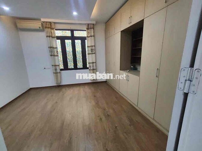 TRƯƠNG ĐỊNH - 3 Bước ra ô tô- DT30m2 x 6 tầng - MT 4.2m