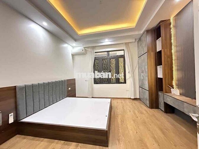 TRƯƠNG ĐỊNH - 3 Bước ra ô tô- DT30m2 x 6 tầng - MT 4.2m