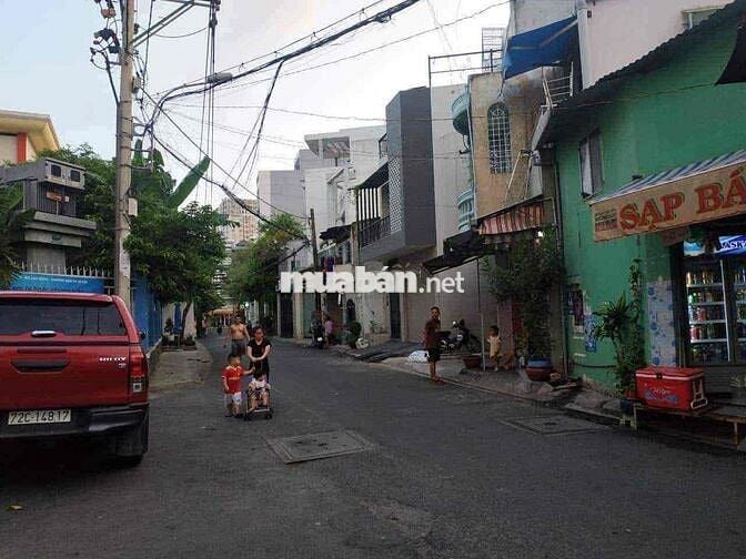 Nhà 2MT đường Tái Thiết và Vành Đai 1 (40m), tiện xây Building