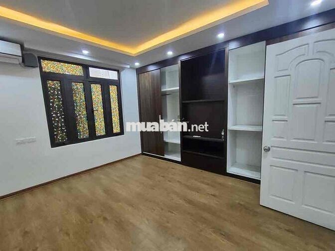 TRƯƠNG ĐỊNH - 3 Bước ra ô tô- DT30m2 x 6 tầng - MT 4.2m