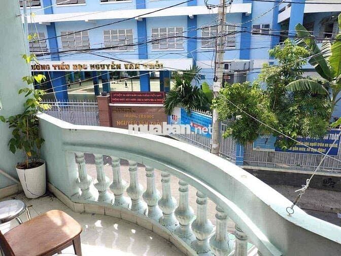 Nhà 2MT đường Tái Thiết và Vành Đai 1 (40m), tiện xây Building