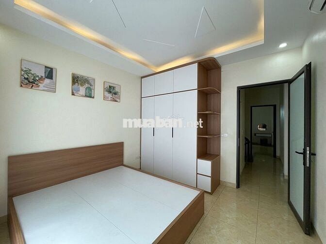 NHÀ GẦN UBND CHÚC SƠN, CÁCH 10M RA Ô TÔ TRÁNH,37M2,4 TẦNG.GIÁ 3,65 TỶ