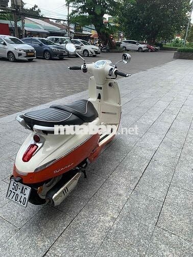 Bani xe diango chính chủ. 2025
