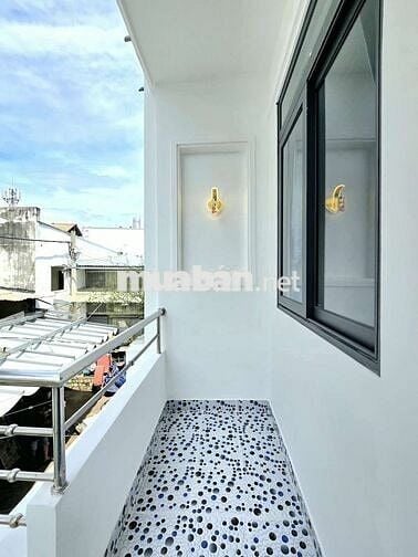 Nhà đẹp vào ở liền có sổ hồng đồng sở hữu đường trước nhà 6 m