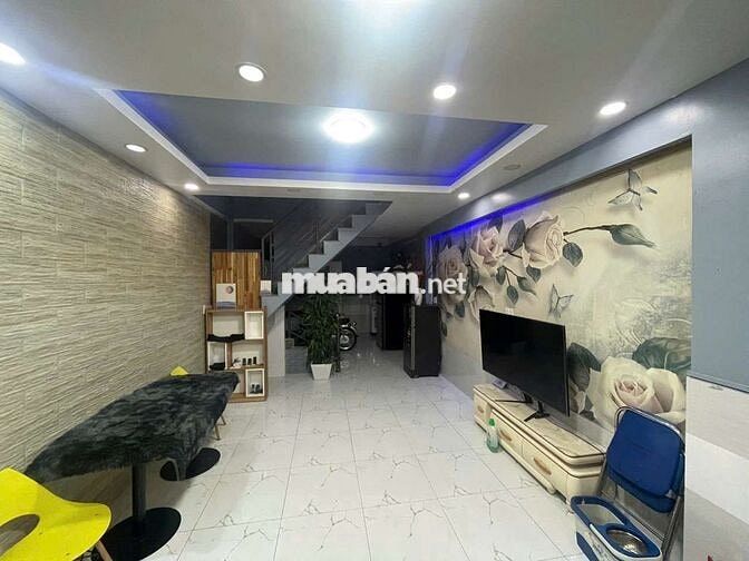 Cho thuê nhà 3 tầng 4×10 hẻm 6m Bùi tư toàn sẳn nội thất