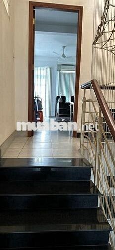 Nhà Nguyên Căn  4PN Lê Hồng Phong  Quận 10