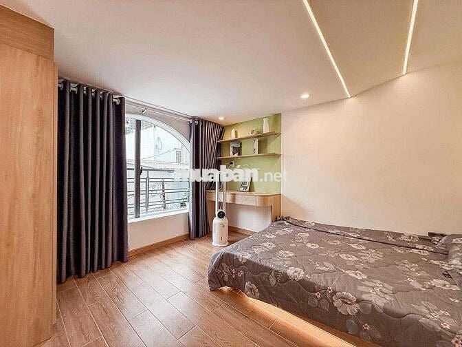 CỰC HIẾM - GIÁP QUẬN 1 - VIEW LANDMARK - 3 TẦNG 2 PN DTSD 57m2