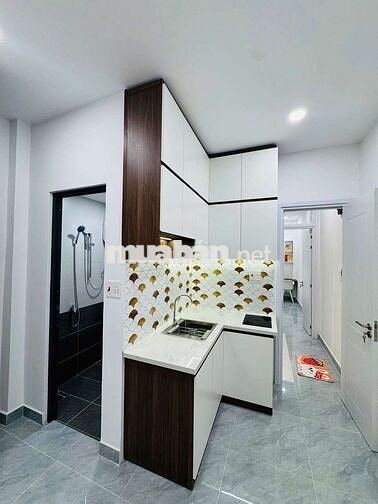 BÁN NHÀ TRUNG TÂM QUẬN 10 - DÒNG TIỀN 50TR/TH - CHỈ HƠN 9TY