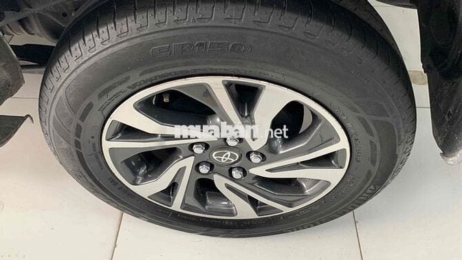 Innova 2024 MT giá tốt hỗ trợ góp 75%