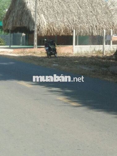 Đất 2 mặt tiền sổ hồng 6470m² gần trường Lộc Ninh.