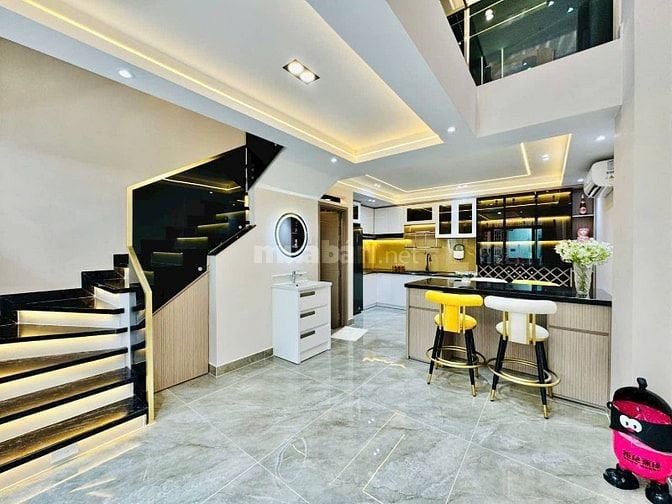 Cần bán nhà trung tâm Quận 3, đường Nguyễn Đình Chiểu, P4 – DT 4.6x14.