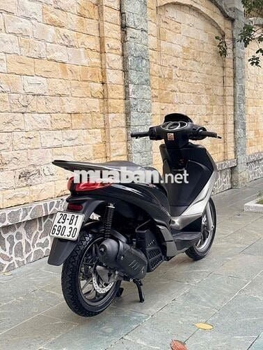 Medley 125 iget Phanh ABS đen sơn máy zin 100%