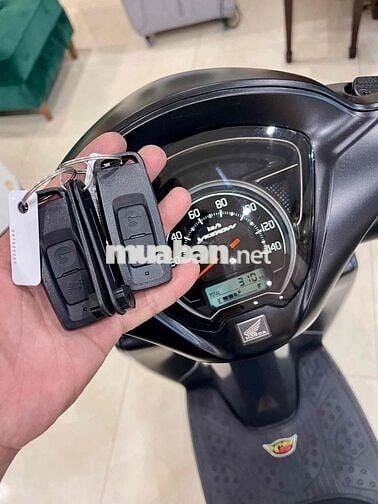 XE MÁY 68 - Honda Vision 2025 Đen Siêu Lướt