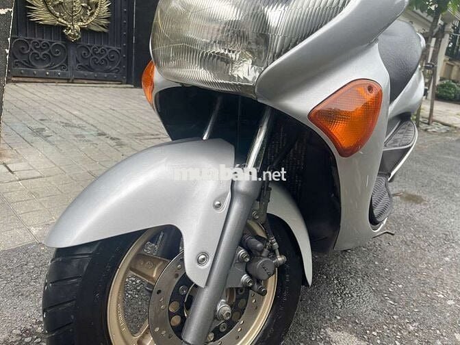 Xe cổ trùm mền lâu năm