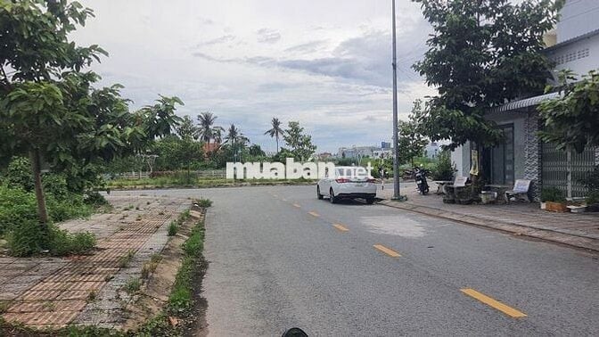 Bán 2 nền liền kề có hẻm kỹ thuật bên hông