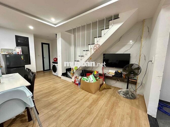 Nhà nguyên mới toanh khu vực Hoà Xuân