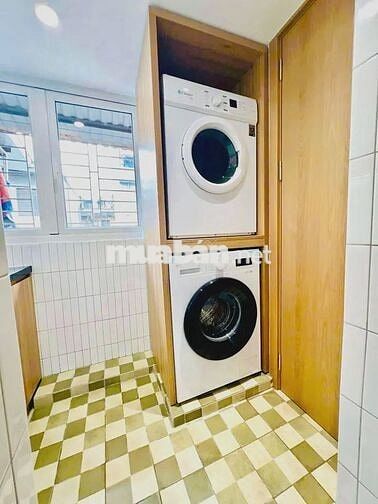 Bán căn chung cư Lò Đúc, Hai Bà Trưng, 2 phòng ngủ, sổ đỏ, 2,8 tỷ