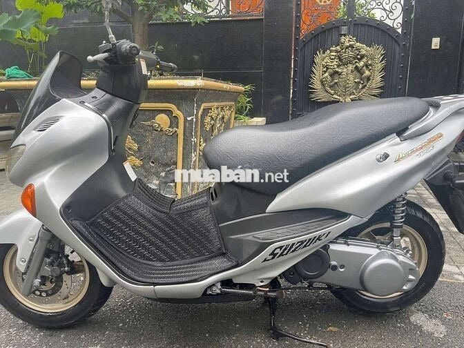 Xe cổ trùm mền lâu năm