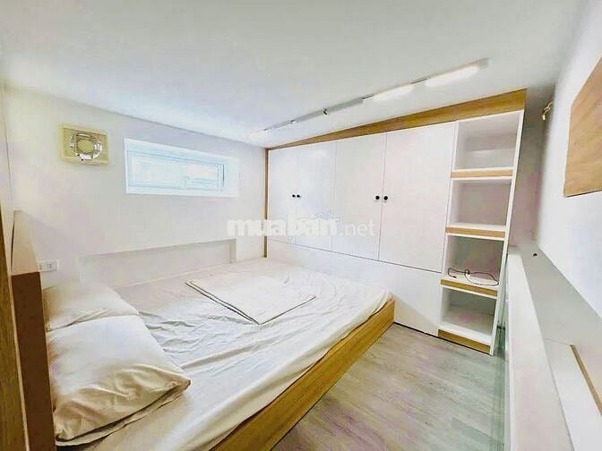 Bán căn chung cư Lò Đúc, Hai Bà Trưng, 2 phòng ngủ, sổ đỏ, 2,8 tỷ