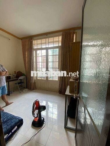 BÁN NHÀ 3 TẦNG 3PN 3WC, VUÔNG VỨC VỊ TRÍ ĐẸP - HUỲNH TẤN PHÁT Q7