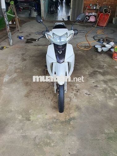 Sirus 110 2012 trắng nâu