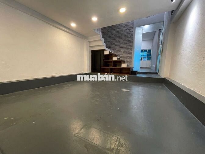 Mặt bằng văn phòng 80m2 Đường D2 Bình Thạnh