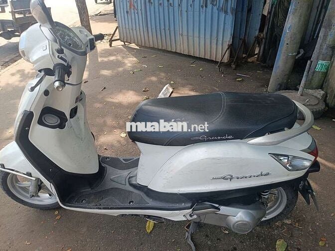 Xe tay ga Grande xe zin nguyên thủy giấy tờ đầy đủ