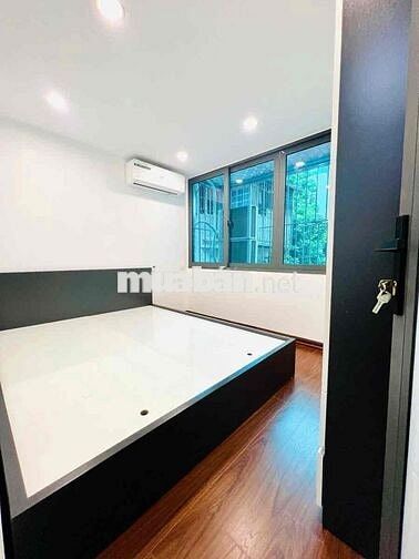 Tập thể Minh Khai, 2 thoáng, ô tô đỗ, 2PN 2WC 80m2 full nội thất