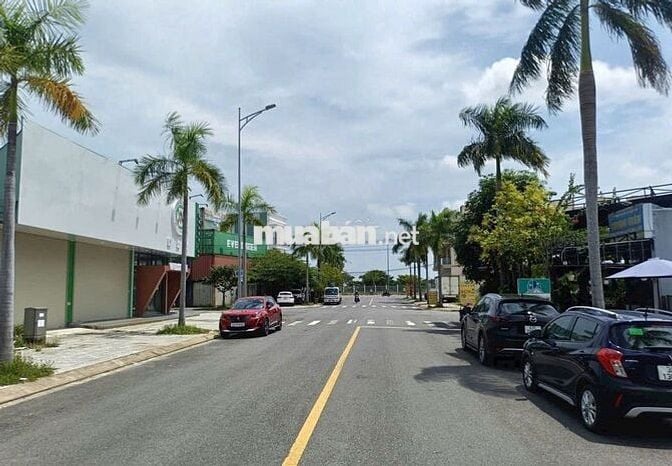 Cần ra gấp lô góc 124m2 ngay gần chung cư Ori Garden Bàu Tràm Đà Nẵng