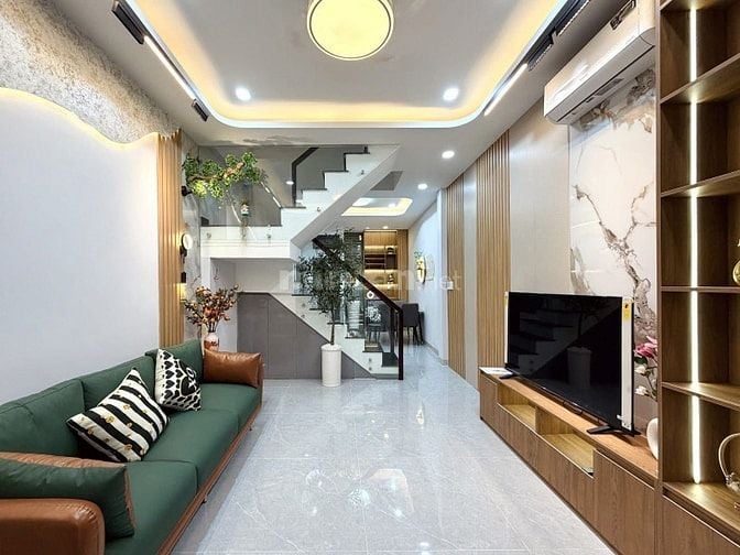 Nhà Nguyễn Khắc Nhu – Quận 1, trung tâm thành phố – ở hoặc cho thuê đề