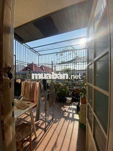 BÁN NHÀ 3 TẦNG 3PN 3WC, VUÔNG VỨC VỊ TRÍ ĐẸP - HUỲNH TẤN PHÁT Q7