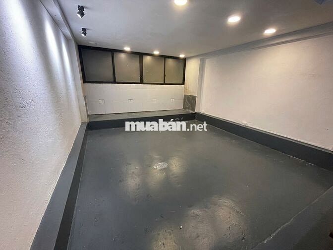 Mặt bằng văn phòng 80m2 Đường D2 Bình Thạnh