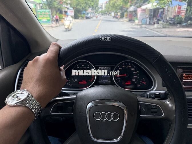 Audi Q7 2010 3.0 AT Mẫu mới.