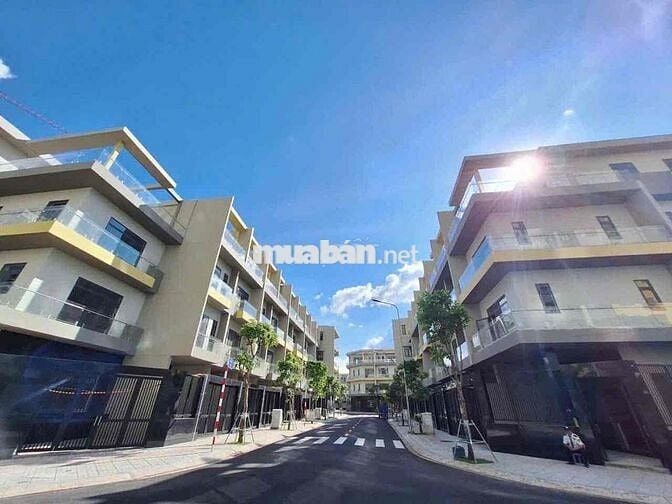 CHÍNH CHỦ CẦN BÁN GẤP NHÀ PHỐ UNI VALLEY ĐƯỜNG THỐNG NHẤT 66M2 6.6TỶ