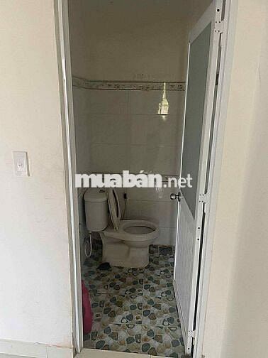 - Phòng trong nhà nguyên căn 30 m2 đường số 11, phường Linh Chiểu