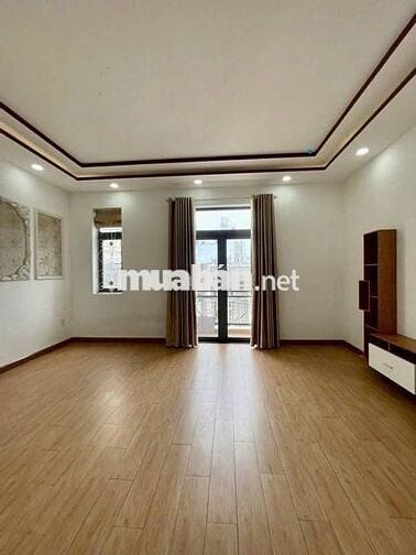 🏘️ Cho Thuê Nhà MT Lê Văn Huân_Tân Bình, DT 5x22m_Trệt 3 Lầu