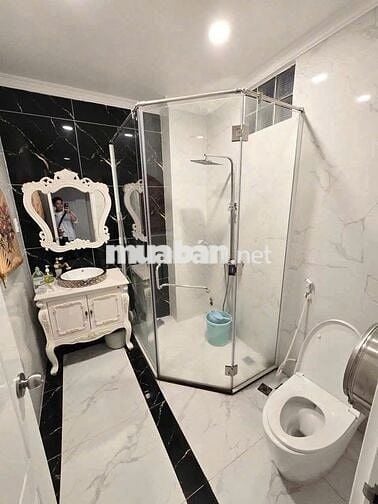 SIÊU PHẨM NHÀ MỚI – 633A LÊ HỒNG PHONG, PHƯỜNG 10, QUẬN 10 – 4 TẦNG